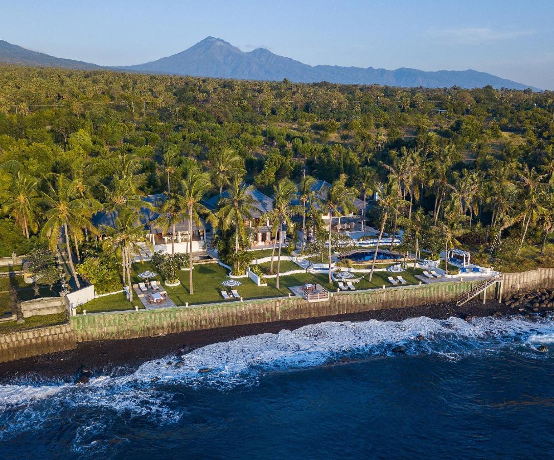 Kanna Seafront Estate Tulamben Bagian luar foto