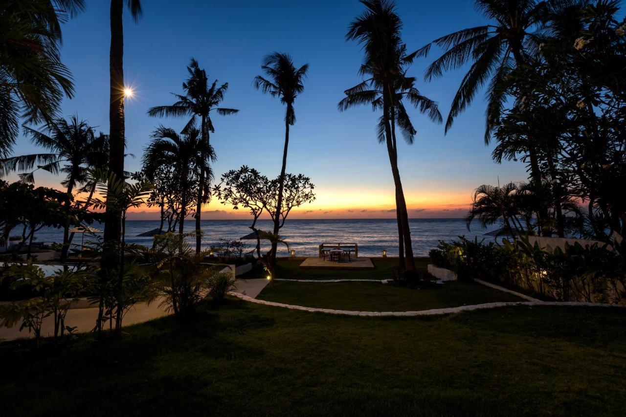Kanna Seafront Estate Tulamben Bagian luar foto